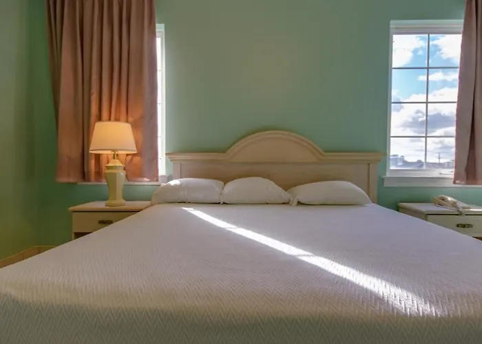 Americana Princess Suites/condos