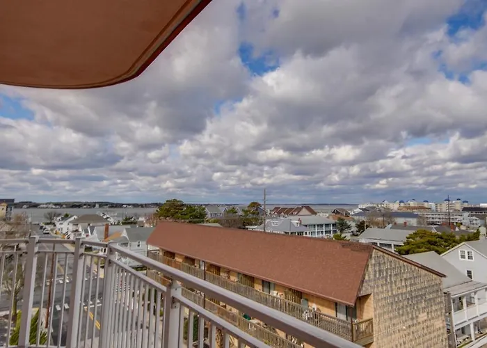 Americana Princess Suites/condos Apartment