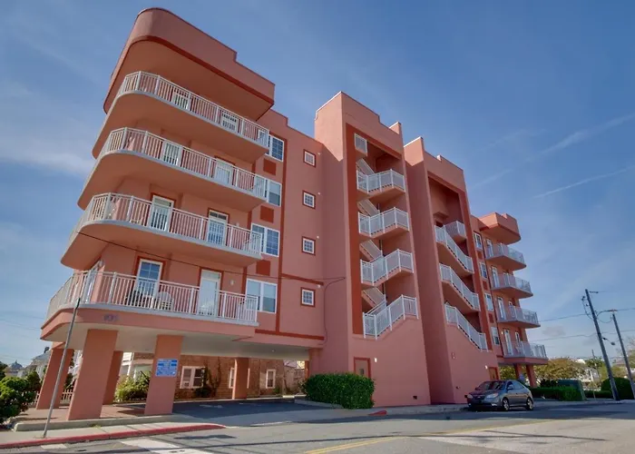 Americana Princess Suites/condos *