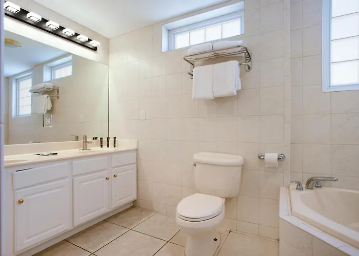 Americana Princess Suites/condos Apartment